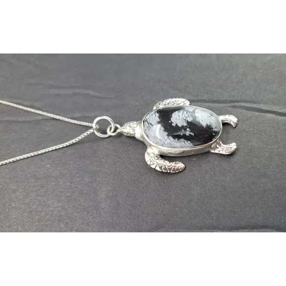Vintage Turtle Pendant Necklace Snowflake Obsidian Stone Chain Sterling Silver - Picture 3 of 12